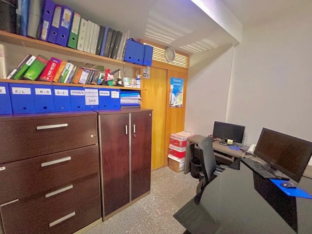 Sala Comercial para Venda no Ed. Centro Empresarial Santa Cruz - Asa Sul. Loja c...