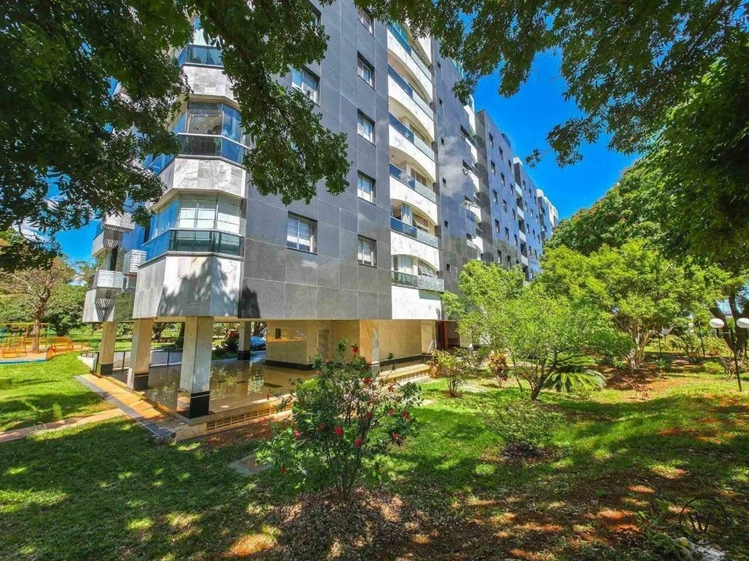 SQN 310 | Imagine viver em uma cobertura exclusiva de 189,59m², cuidadosamente p...