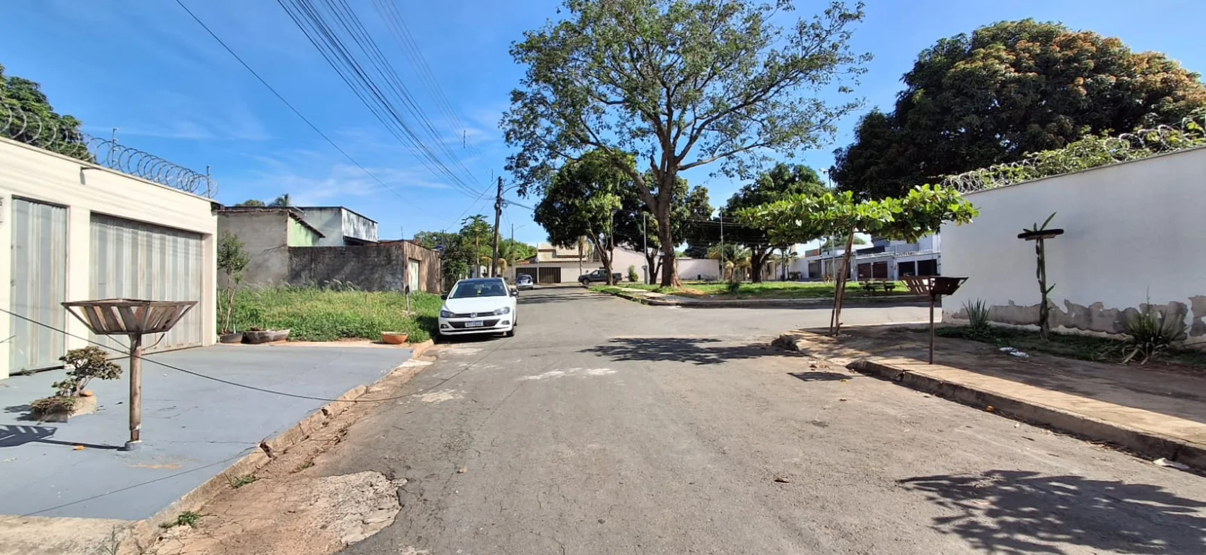 Imovel com otima oprtunidade de negocio com localização previlegiada no bairro j...