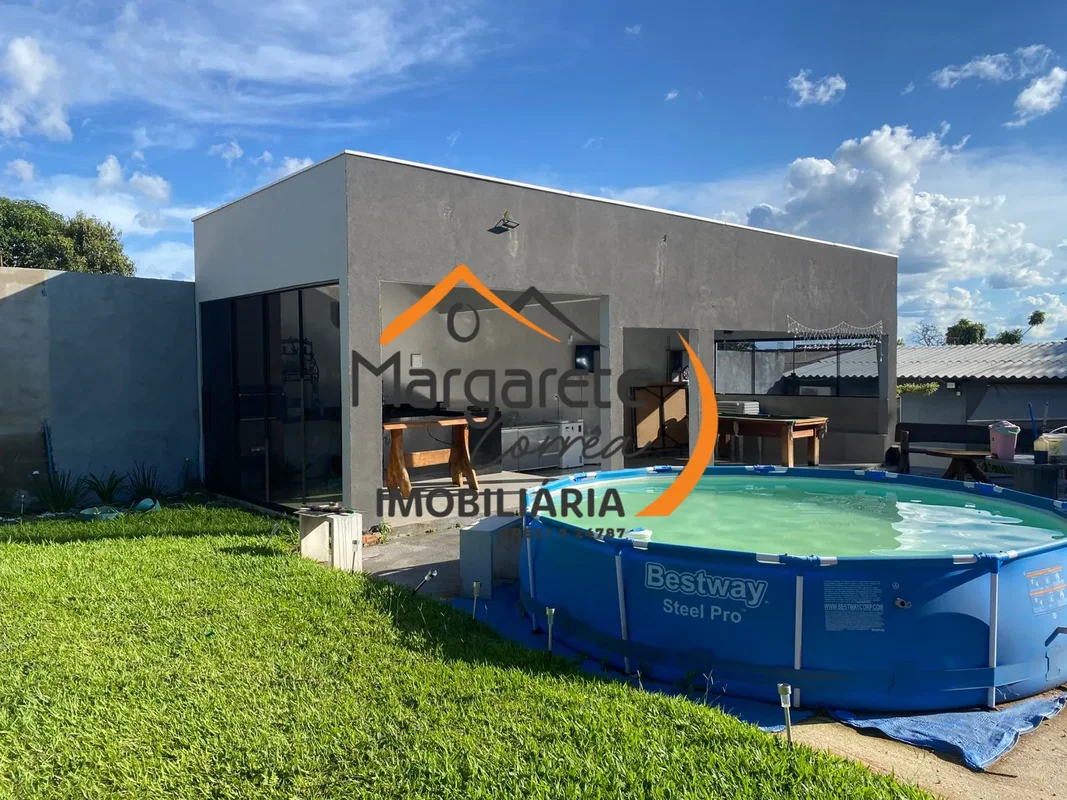 Imobiliária Margarete Corrêa, vende Casa Reformada Condomínio Recanto da Serra.*...