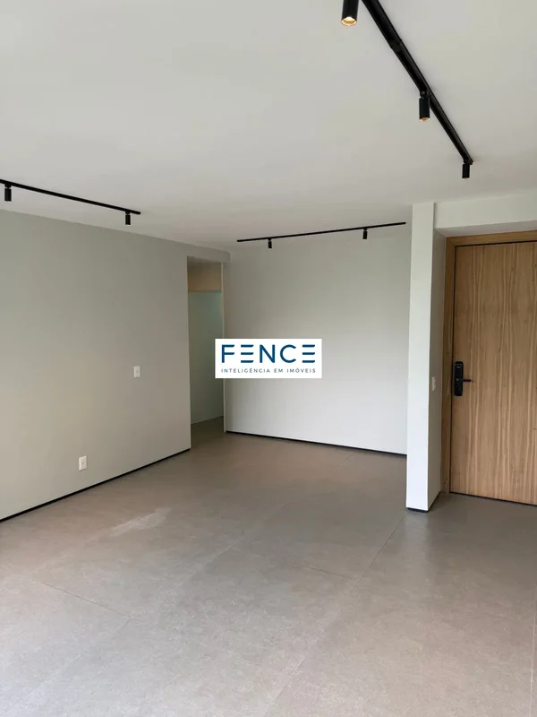 Apartamento Reformado na SQN 308, Asa Norte Disponível para venda, este apartame...
