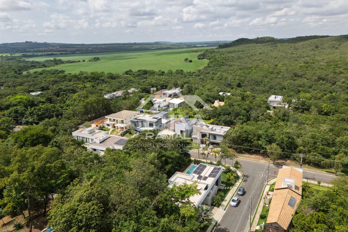 EXCLUSIVIDADE NO RESIDENCIAL SANTA MÔNICA – UM REFÚGIO NATURAL COM SOFISTICAÇÃO ...