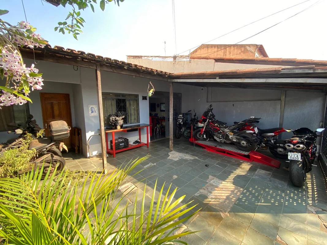 Ótimo para morar e perfeito para investir!3ª Avenida, Bloco 1740 – Núcleo Bandei...