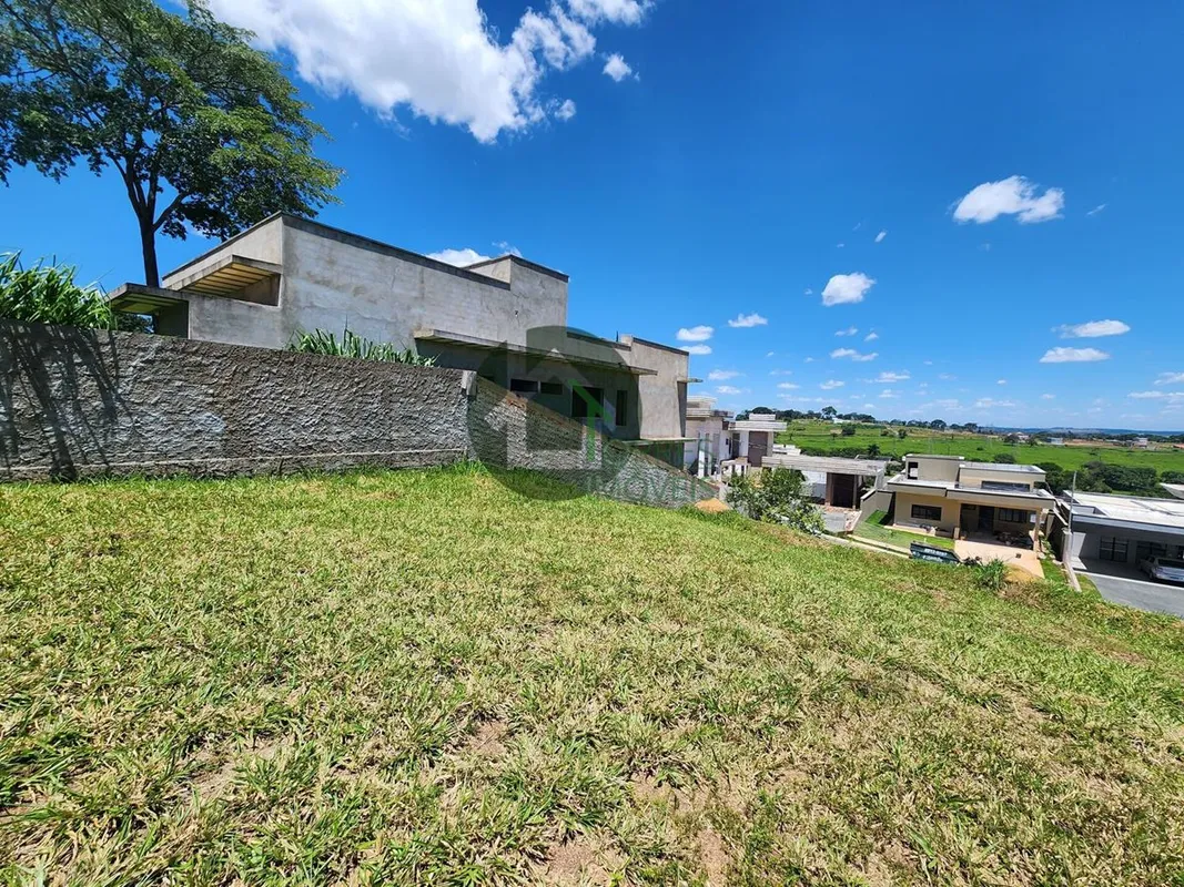 Terreno a venda dentro do condomínio Vale Verde em Senador Canedo com vista exce...