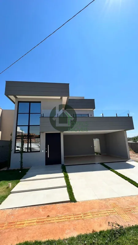  OPORTUNIDADE SOBRADO - JARDINS PORTO 3 suítes plenas Home office/quarto embaixo...
