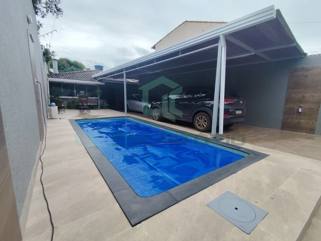 Excelente Casa à Venda — Nova Colina, Sobradinho - DFApresentamos uma casa total...