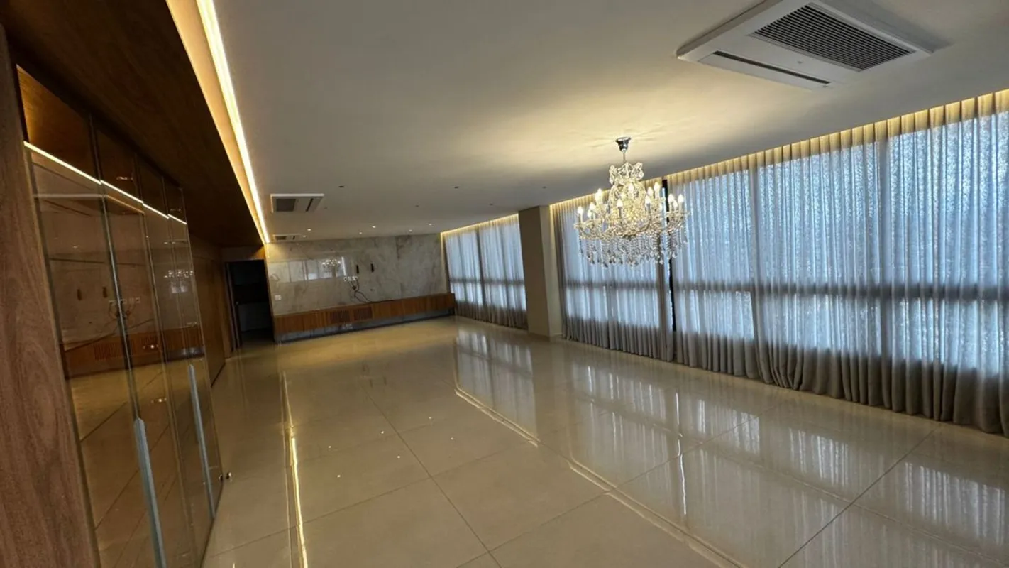 Apartamento de alto padrão no Coração do Setor Marista, na Rua 148, a poucos pas...