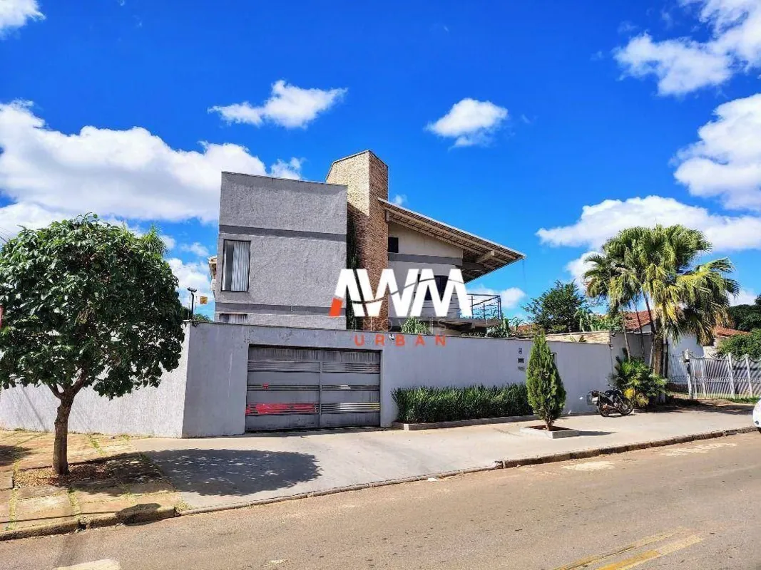 Sobrado 401m² com 4 suítes - Jardim Guanabara/Goiânia CONSTRUIDOS 401 TERRENO 43...