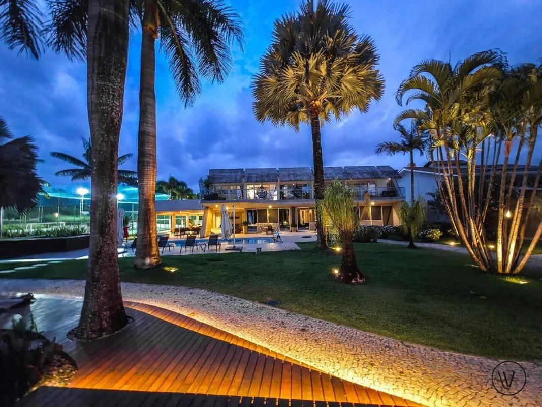 SHIS QI 15, Conjunto 08 | Apresentamos esta residência exclusiva com 1.365m² de ...
