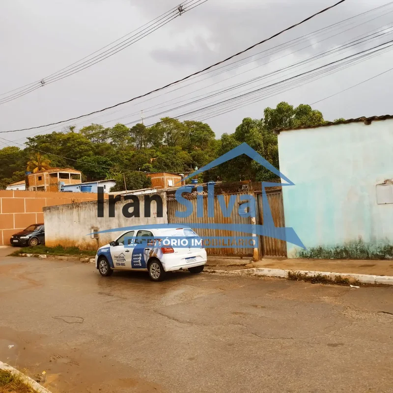 IRAN SILVA VENDE LOTE COM 6 KITNETS E 1 CASA COMPOSTA POR :-LOTE DE 1000 m² ÁREA...