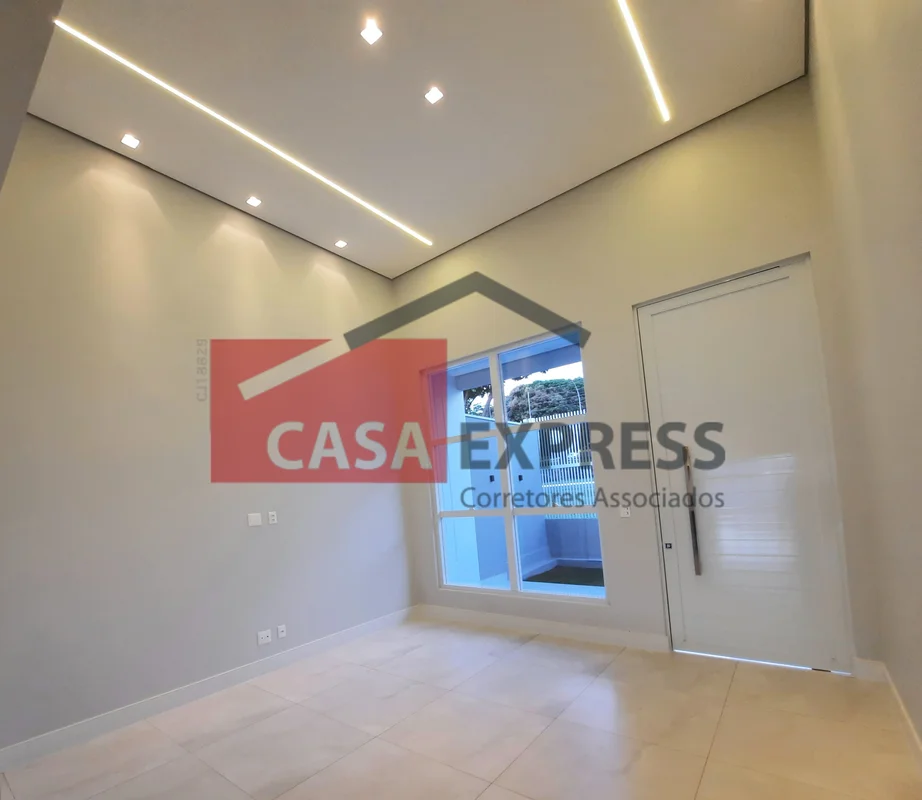 **OPORTUNIDADE**ACEITA PERMUTA Descubra uma casa nova e moderna na Quadra 5 Conj...