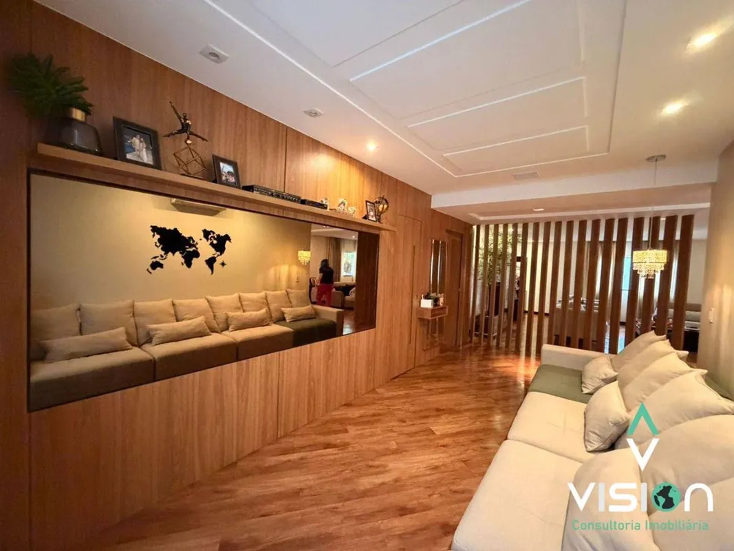 Venda em Vicente Pires, rua 8, dentro de condomínio fechadoCasa com 800m² de Lot...