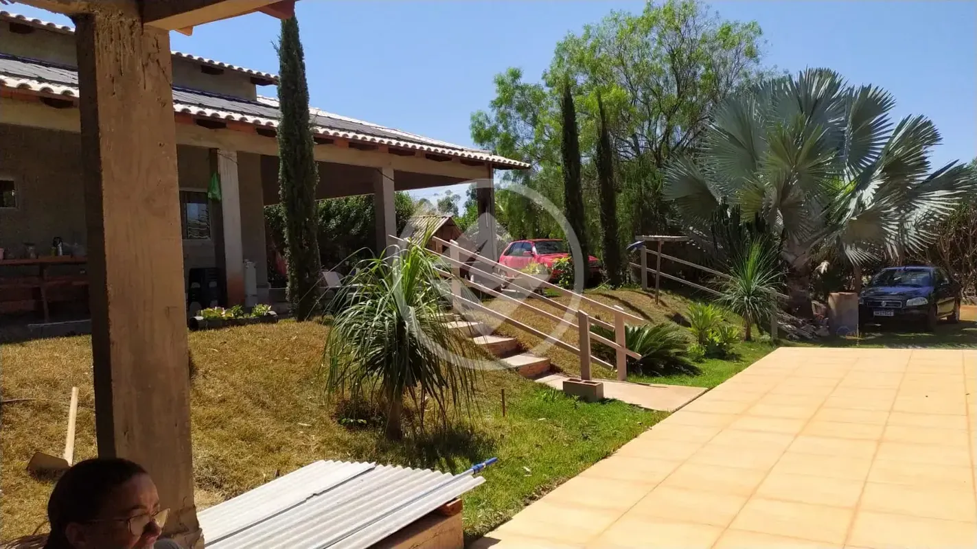 Chácara encantadora em condomínio fechado um pedacinho do paraíso quiosque com d...