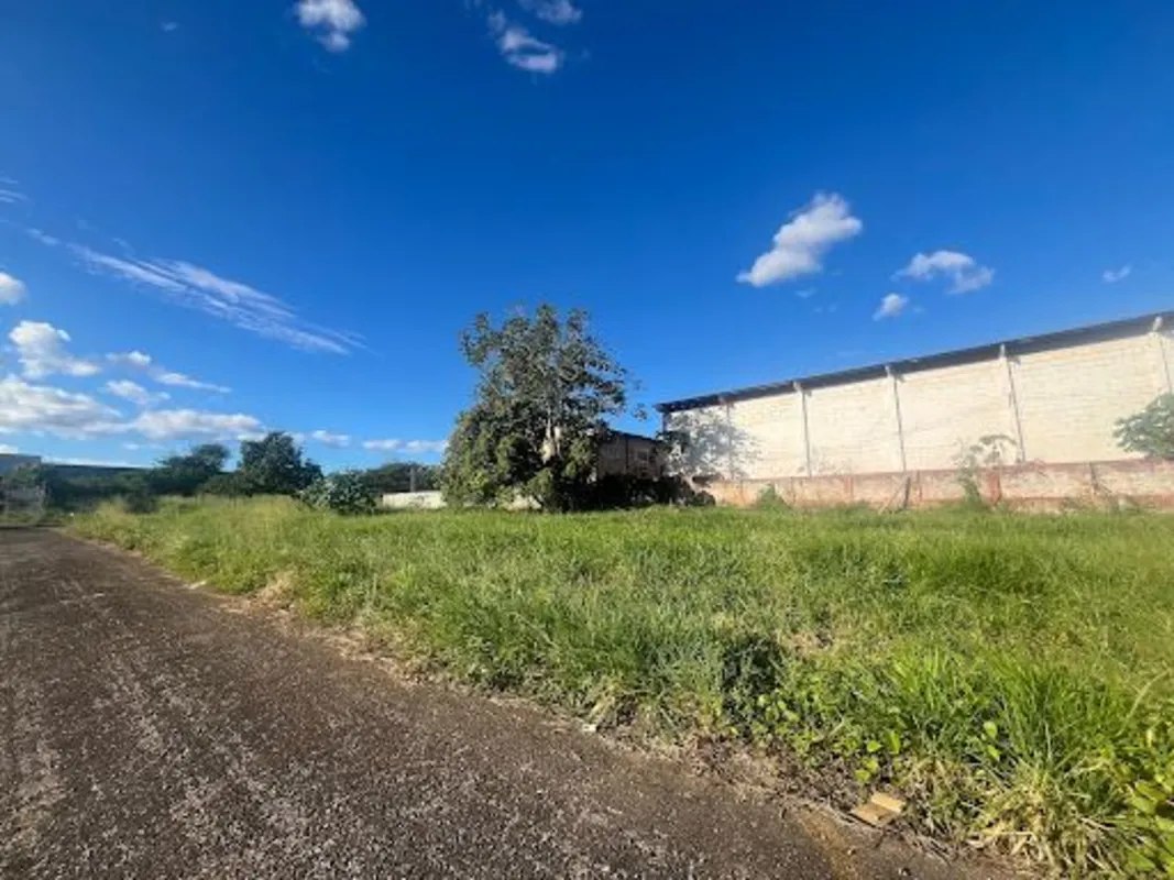 Terreno à Venda no Setor Industrial Localização Estratégica e Grande Potencial d...
