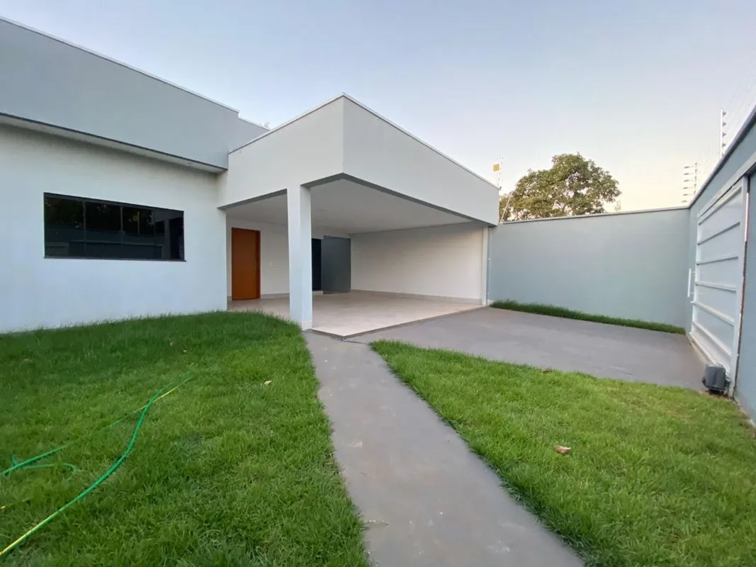 Casa térrea à venda, com 126m² de área construída em um terreno de 322m², projet...
