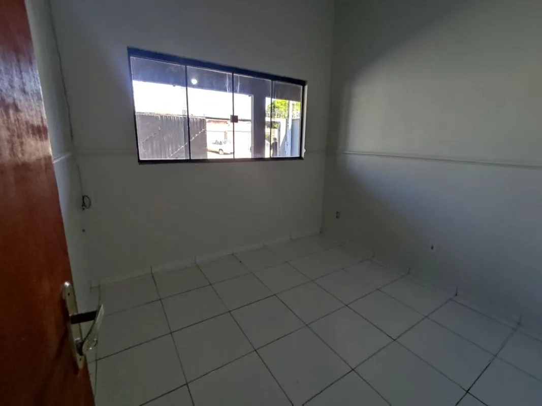 Seu Novo Lar Espera por Você!Casa moderna, espaçosa e cheia de praticidade em um...
