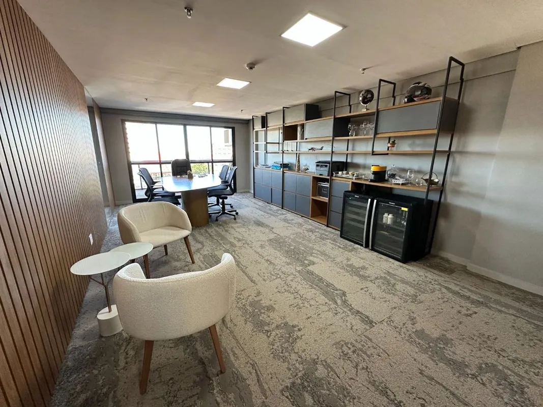 Sala Comercial para Venda ou Locação no Edifício Cosmopolitan | 35m² | Andar Alt...