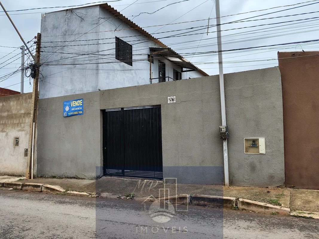 Você que precisa de uma moradia e ainda deseja ter uma renda extra. Este Imóvel ...