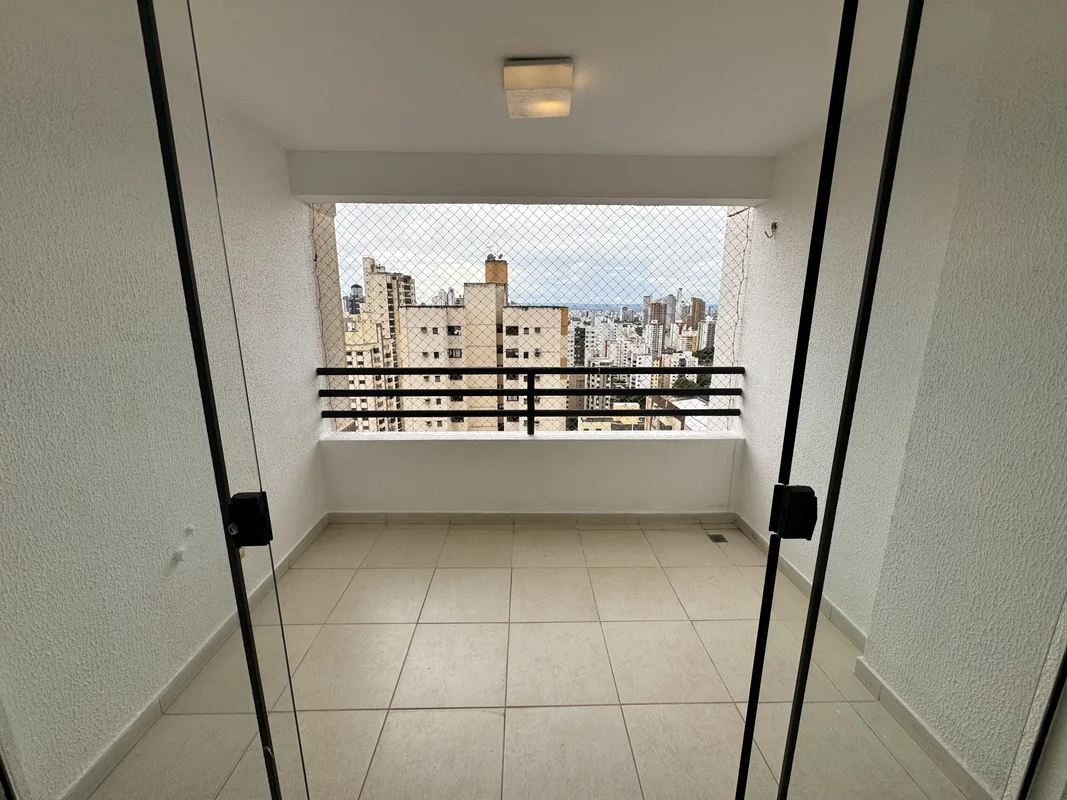 Apartamento com 69 metros de 2(dois) quartos sendo 2(duas) suites mais lavabo na...