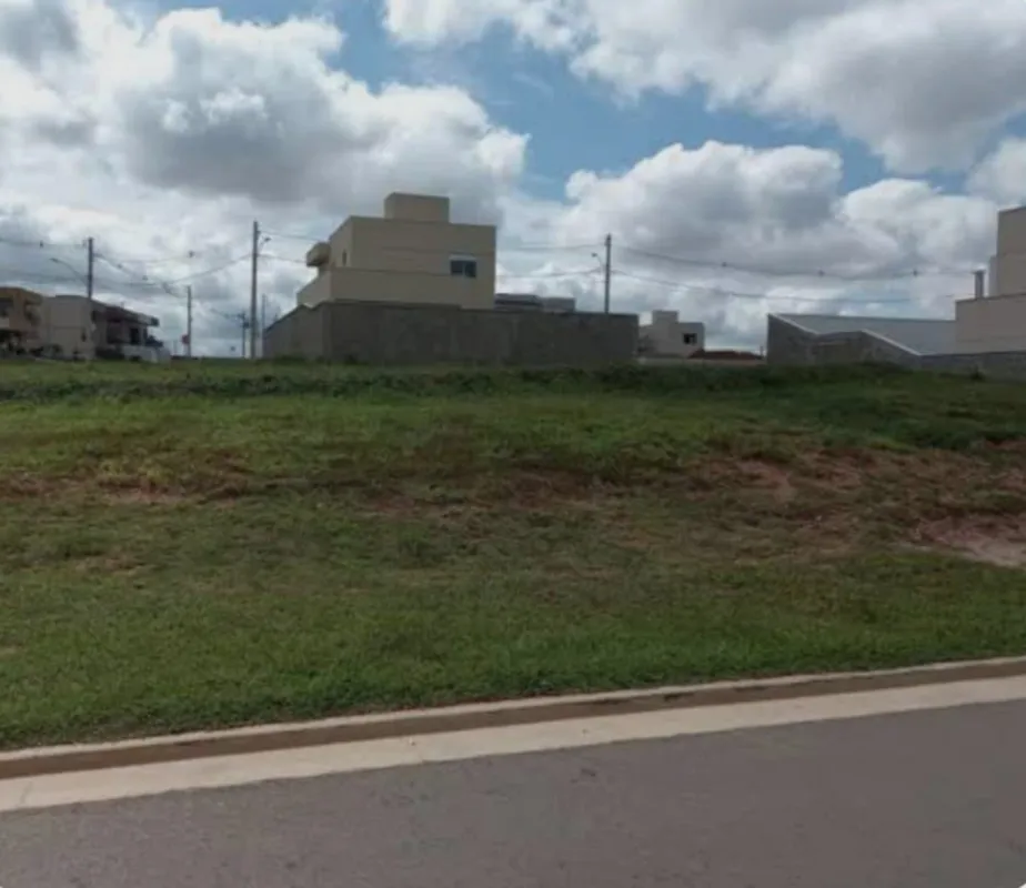 Lote com ótima localização , terreno de 420 m 2 12/12/25