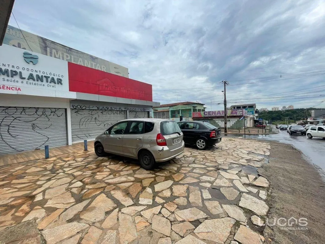 LOJA - TAGUATINGA SULExcelente oportunidade! Loja comercial com 105 m², totalmen...