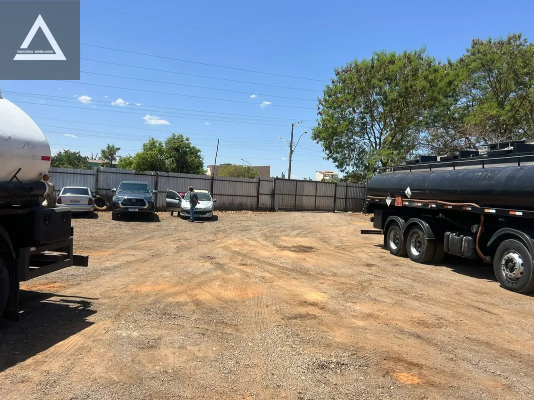 VENDO LOTE EXCELENTE PARA LOGISTICA, ARMAZENAGEM E INDUSTRIA. COM 1.388 M². ESTU...