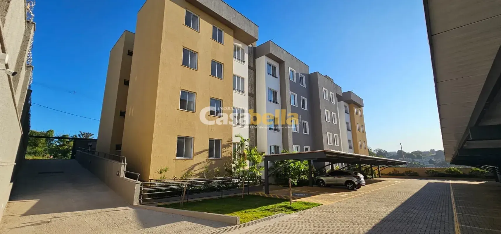 CÓD IMV: 959470Belo Apartamento de 02 Quartos, sendo uma Suíte, e Repleto de Arm...