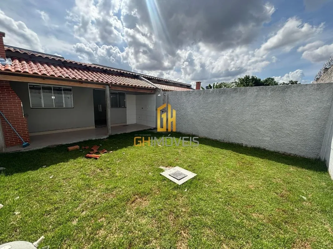 Casa com 2 quartos no Residencial Solar Garden II, em terreno com 180m² com 85,2...