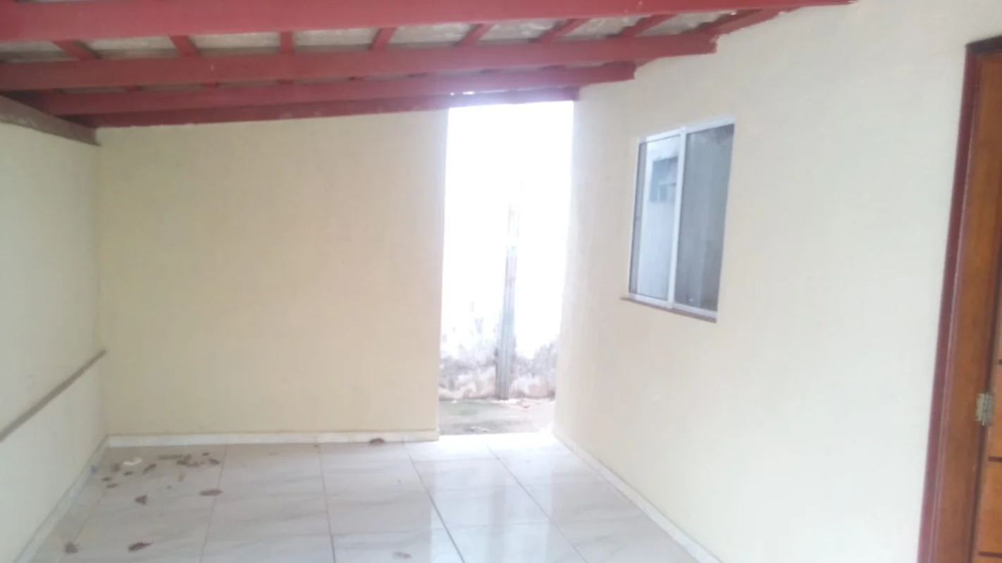???? CASA 3 QTOS COM UMA SUÍTE?? BAIRRO GOIÁ?? BANHEIRO SOCIAL GRANDE?? ÁREA SER...