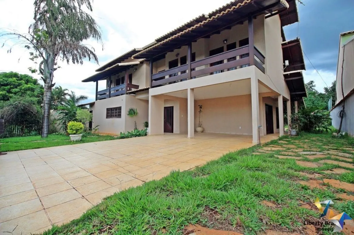 SHIN QL 13, Lago Norte - Casa com Lazer - PiscinaSobrado com 583,42 m² na QL 13,...