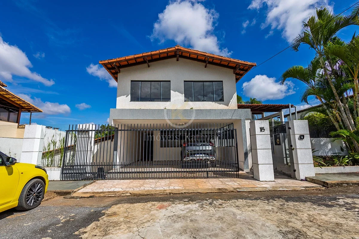 Casa para Reforma à Venda na QI 19 – Lago Sul | Nascente | PiscinaCasa para refo...