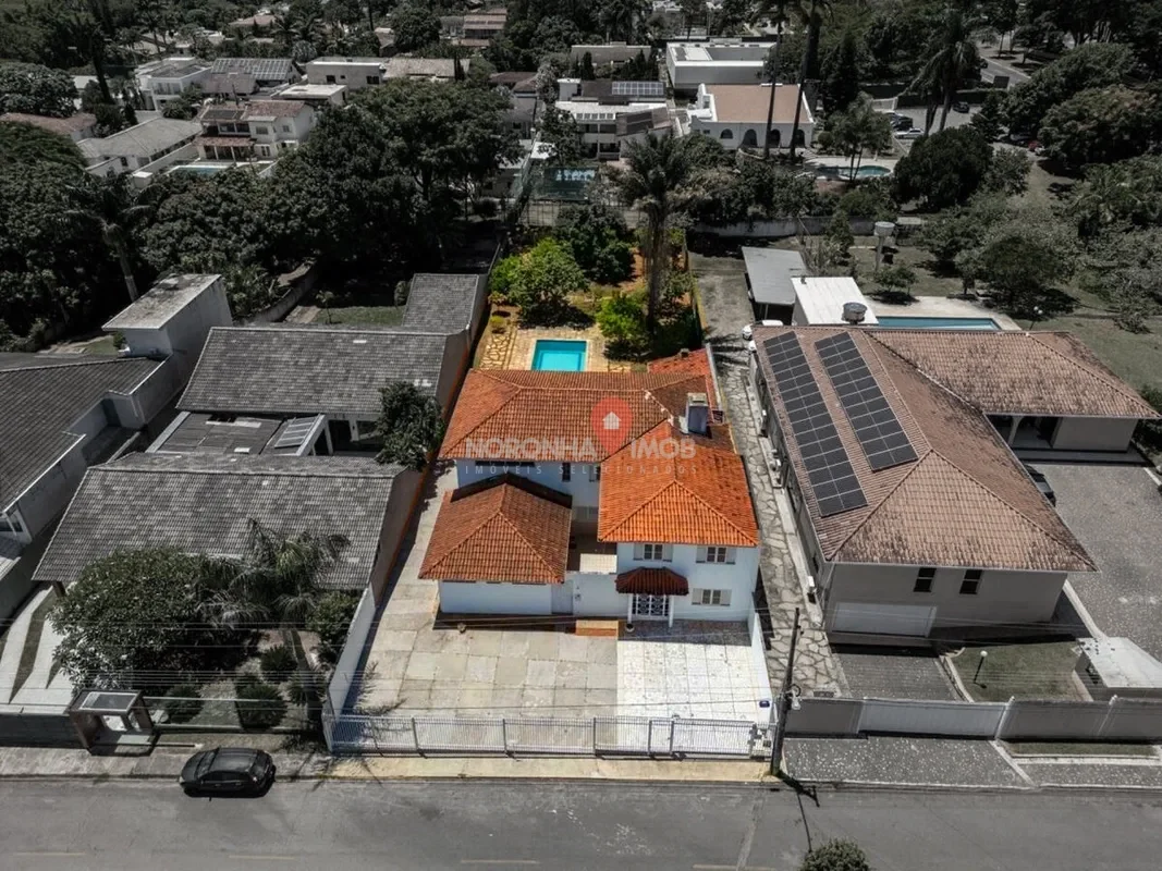 SHIS QL 2 Conjunto 2 - 4 Quartos - Casa Ampla e Conservada - Lago SulCasa Ampla,...