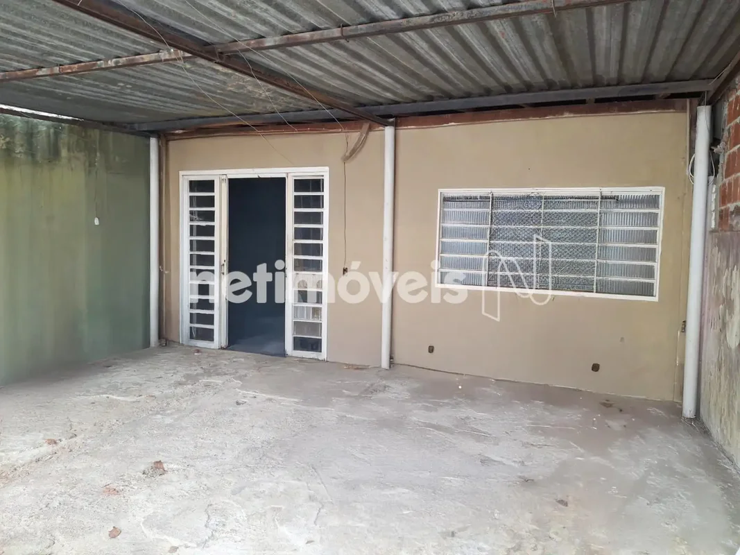 Casa Original no Cruzeiro Velho | Lote Vazado | Potencial para até 3 PavimentosQ...