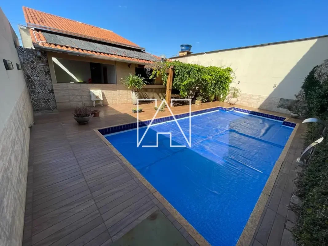 CASA A VENDA NO SETOR RIO FORMOSO:- 3 quartos, sendo 1 suíte- Armário planejado ...