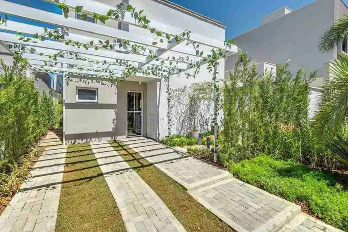 Ágio Sobrado de 4 Quartos - Jardins Cannes - Terreno com 202,02 m² de esquina co...