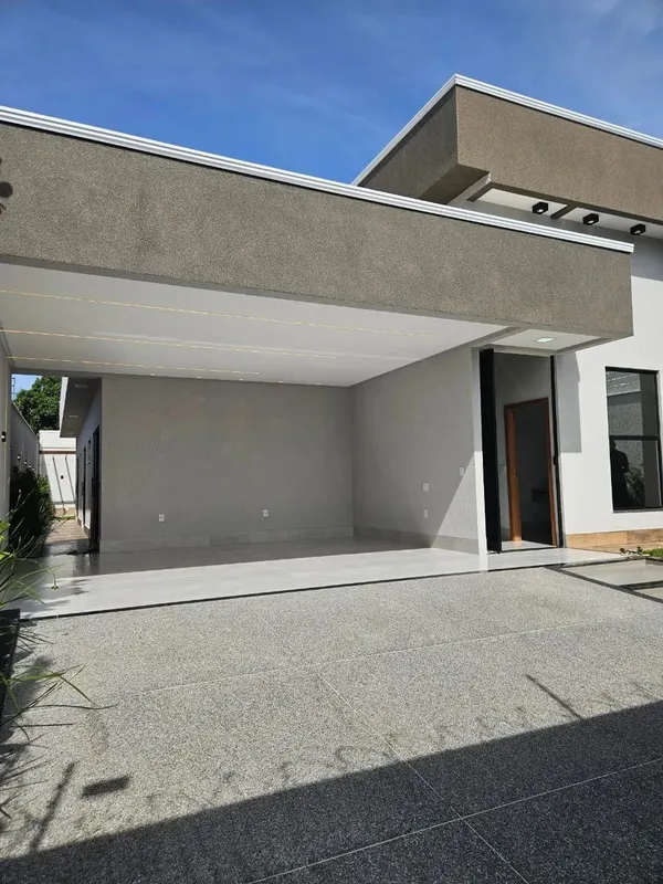 BAIRRO ILDA localização Privilegiada Casa 3 suítes Sala ampla com pé direito dup...