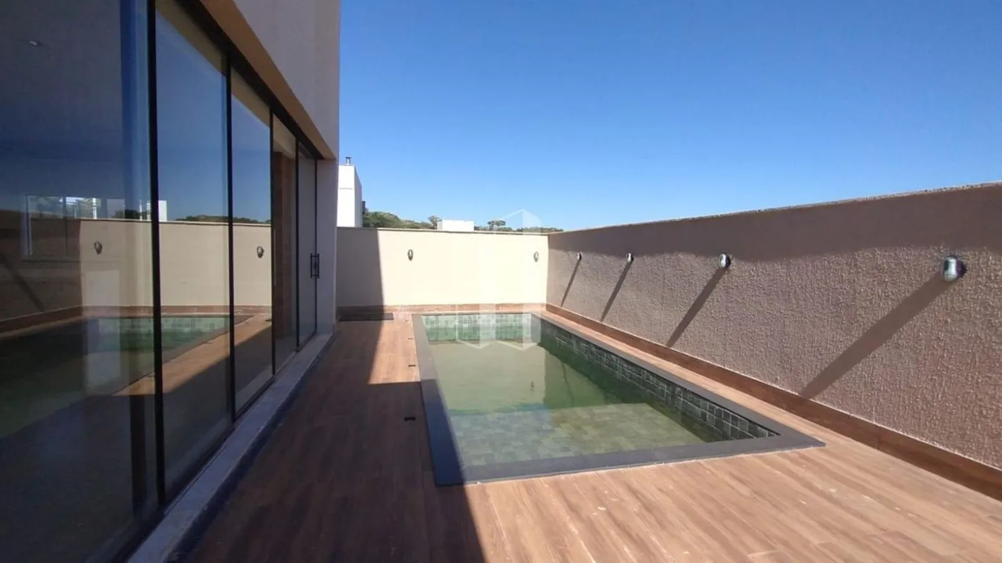 Uma casa feita para quem busca viver com amplitude, conforto e privacidade em um...