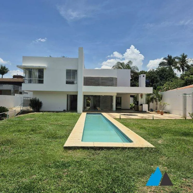 Casa no condomínio residencial Porto Seguro, com 450 m² de área interna distribu...