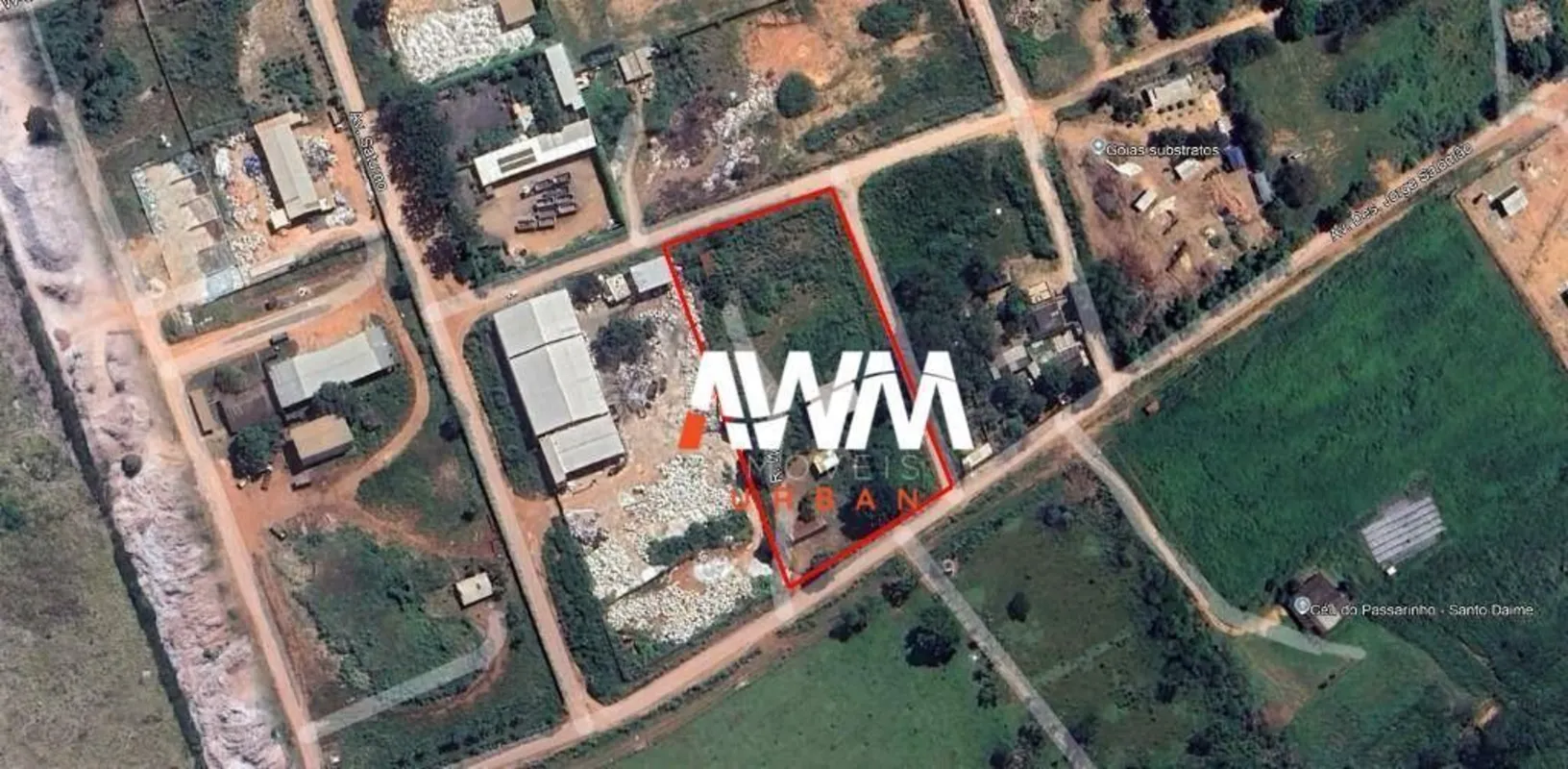 terreno especial quadra fechada com início de construção de galpão polo industri...
