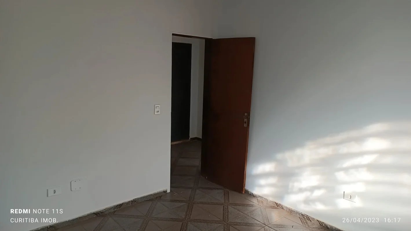 * CURITIBA IMOBILIARIA ALUGA*QR 311 CONJUNTO 06 LOTE 24 APARTAMENTO 101/2APARTAM...