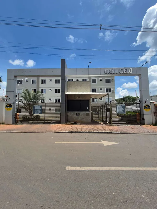 *Vende-se Apartamento 2 Quartos com Garden Localização: Próximo a shopping cente...