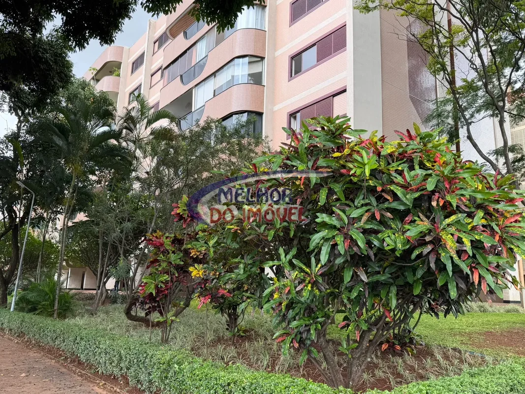 Apartamento à venda na Asa Norte: Anda alto, vista livre e nascente.Descubra a c...