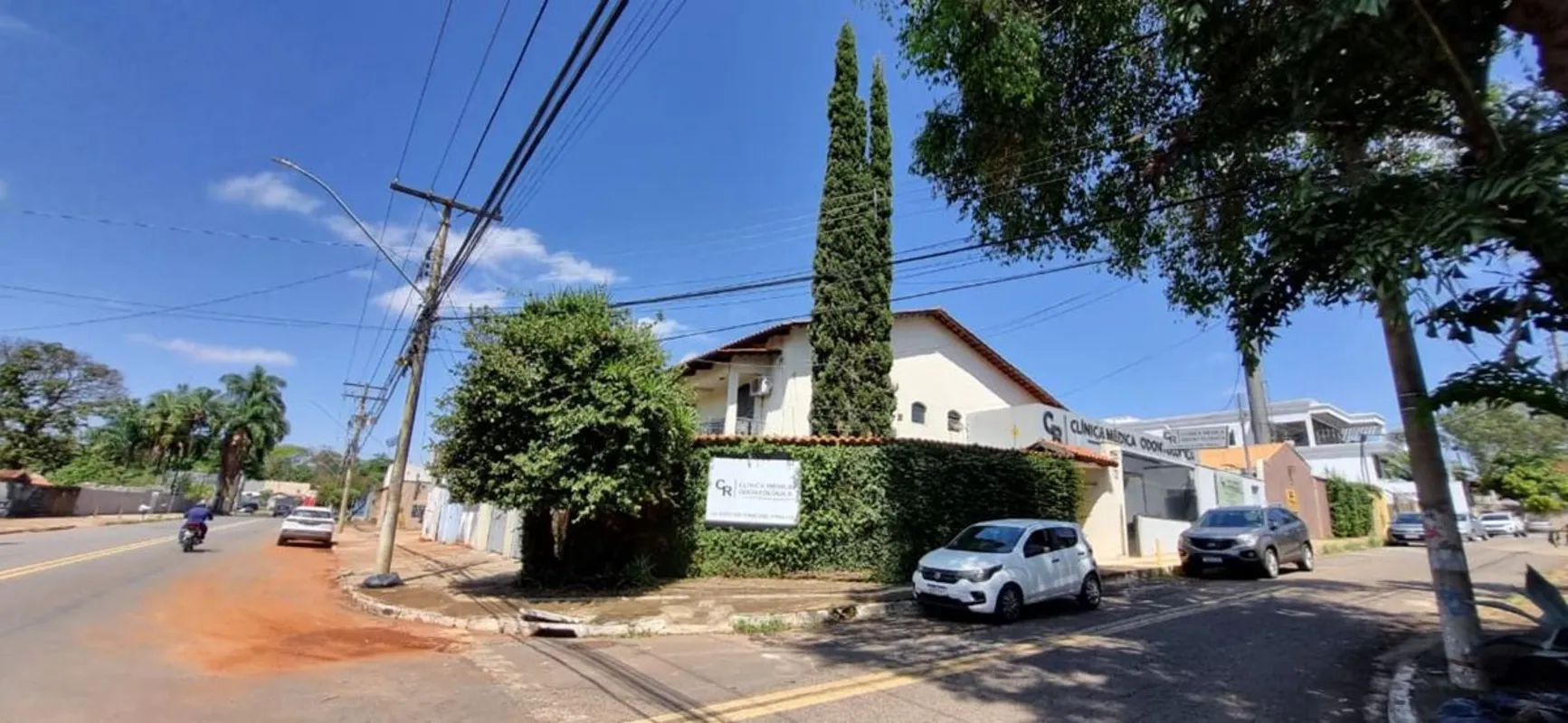 Sobrado Comercial com Estrutura Completa para Clínica ou Escritório – 5 Consultó...