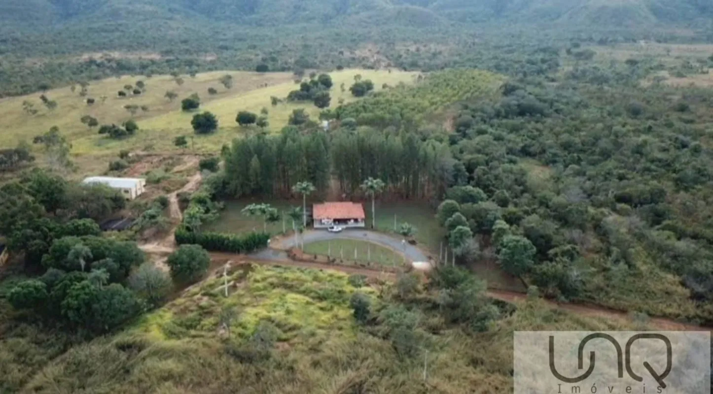 UNQ VENDEFazenda na região de BURITIS / MG (Serra Bonita)Área total: 365 hectare...