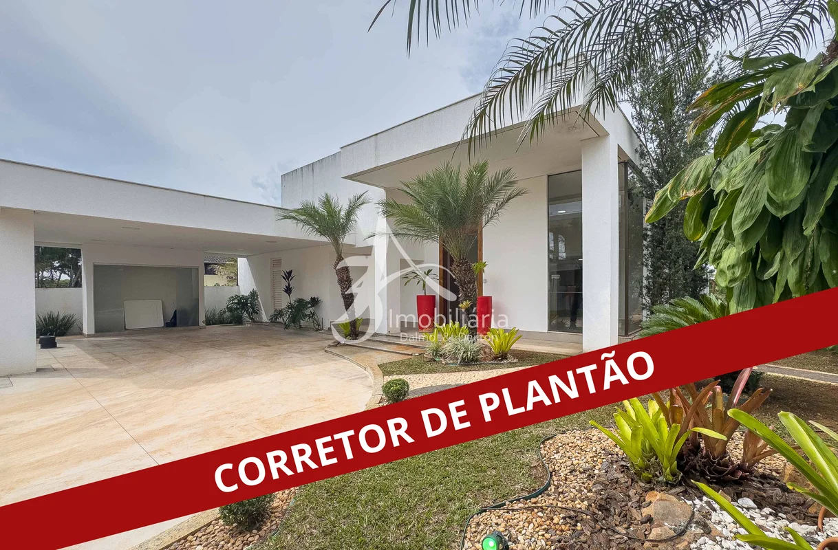 QL 26 – Lago Sul!Casa térrea sofisticada, nascente, com vista livre.Encante-se c...