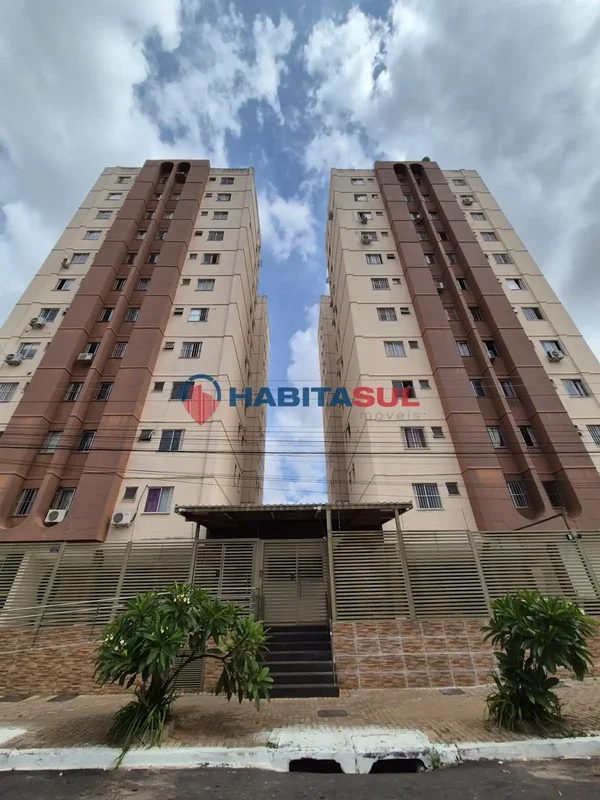 Apartamento com 02 Quartos, Banheiro social;Sala;Cozinha com armários;Área de se...