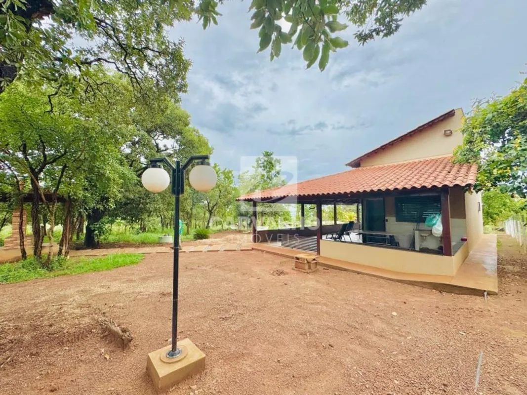 Chácara em Aragoiania-GOCód. 870 3.480 m2Casa com 1 quarto Casa de ferramentas F...