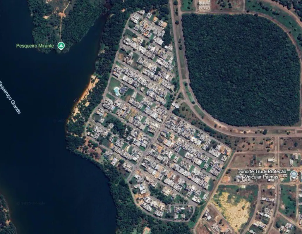 Viva a experiência de morar em um verdadeiro refúgio de luxo e tranquilidade às ...