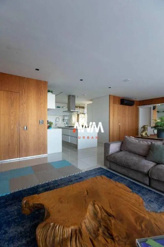 Descubra o privilégio de morar em um apartamento de luxo no coração do Setor Mar...