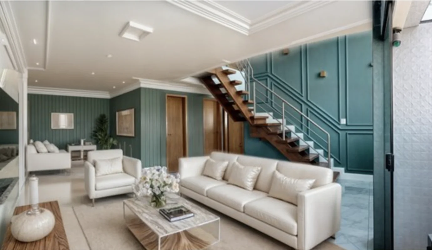 Duplex reformada pronta para morar 126m2Encontre o equilíbrio perfeito entre con...